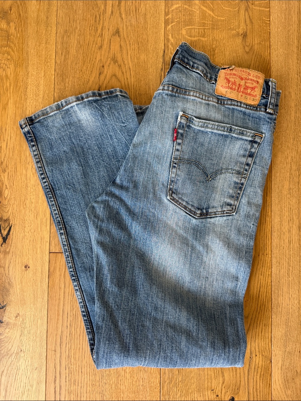 Levi’s 514 Straight Fit Men’s Jeans 32x30 Light Wash Worn In